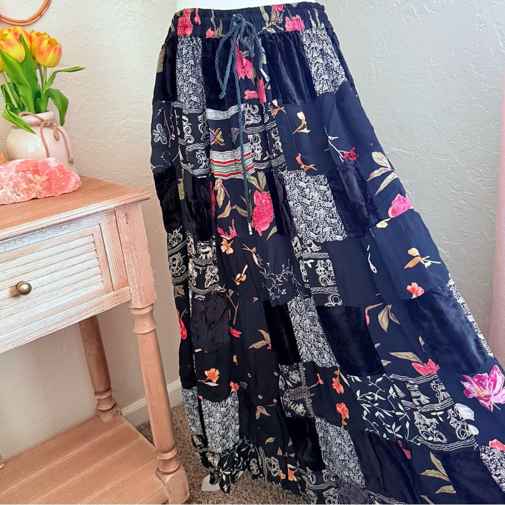 Vintage Patchwork Floral Velvet Eclectic Cottage Core Whimsigoth Fairy Skirt